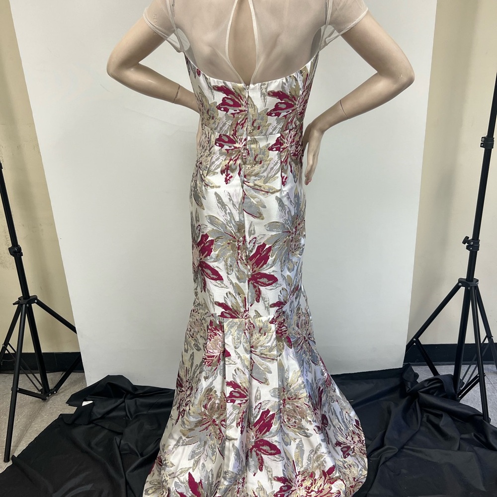 Aidan Mattox jacquard short sleeve mesh top long gown - Picture 7 of 17